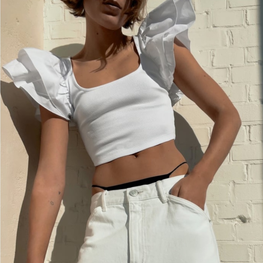 COPY - NWT Zara Ruffled Rib top